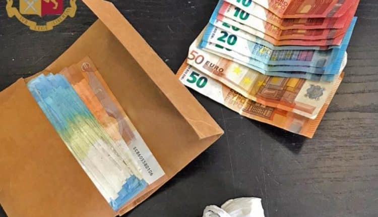 Milano, pusher a domicilio col Taxi