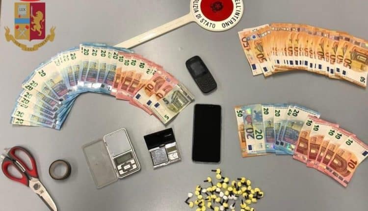 Milano. La Polizia di Stato arresta un uomo per detenzione e spaccio di droga nella zona di Viale Monza