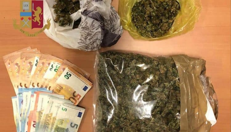 Dalla casa al box per la droga a richiesta. Polizia blocca spacciatori a Scalo Romano