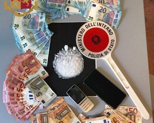 La droga shaboo arriva in treno a Milano, arrestato 24enne