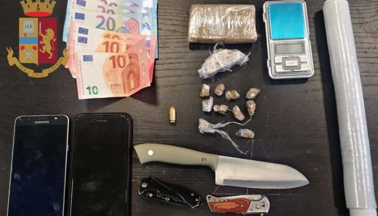 Milano, 18enne spacciatore, arrestato