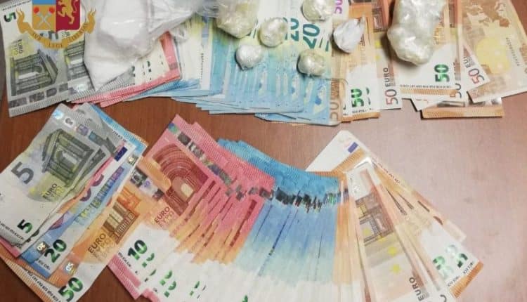 Milano, spaccio in Bonola: arrestati due egiziano e un italiano