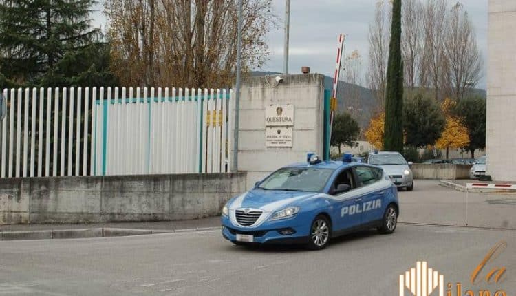 Brescia, sequestrati 11 gr di hashish e arrestate due persone