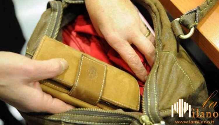 Milano, rubavano i portafogli ai turisti in Stazione Centrale