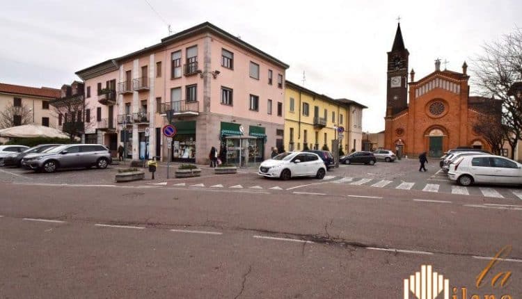 Monza, attirate in Italia e rinchiuse in appartamento con la falsa promessa di un matrimonio