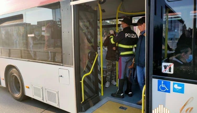 Milano, 63enne arrestato per spaccio, possedeva 5 g di shaboo