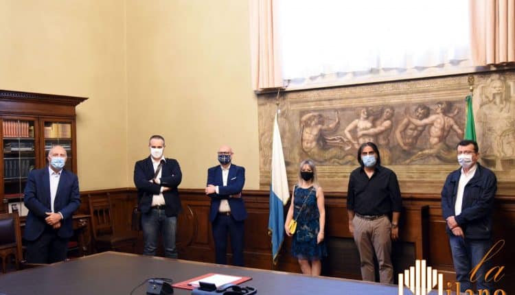 Brescia, l'Associazione Italiana Amministratori di Condominio ha donato 130 pacchi alimentari alle famiglie bisognose