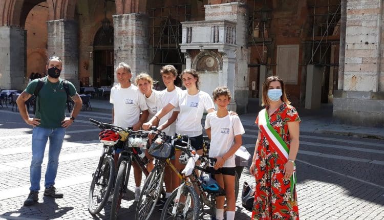Cremona, “Vento lento”, il tour in bici che promuove la mobilità sostenibile