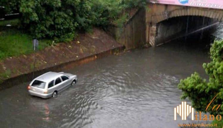 Milano, temporali di criticità arancione, monitorati Seveso e Lambro