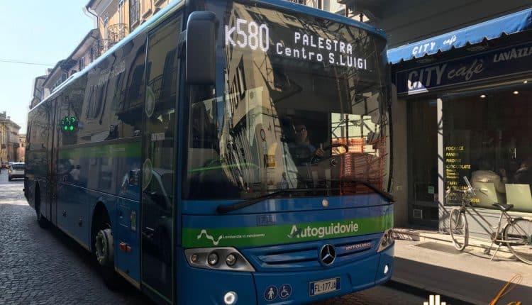 Cremona, autista di pullman in servizio di linea aggredito