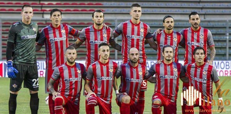 Cremona, l’U. S Cremonese per la vendita di gadget della squadra grigiorossa