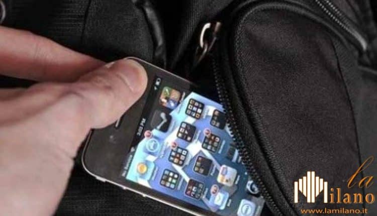 Milano, rubano smarphone in stazione Centrale, un arrestato e un denunciato