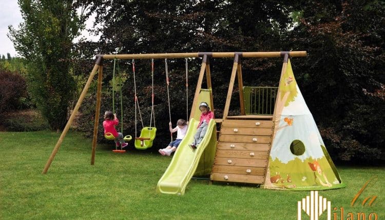 Monza, prossima apertura dei nuovi giochi per bambini dei giardini di via Manara