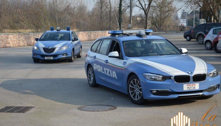 Varese, indagato per possesso di coltello a serramanico e possesso di segni distintivi e contraffatti