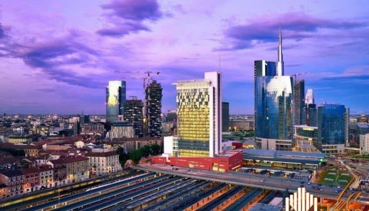 Milano, controlli a Garibaldi nella movida meneghina, sequestrata droga, armi da taglio e superalcoolici