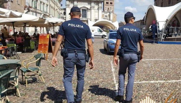 Mantova, servizi di controllo: 19 revoche di permesso di soggiorno e 5 ordini di allontanamento dal territorio nazionale