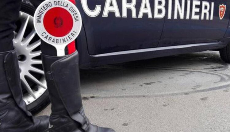 Milano, chiama i Carabinieri segnalando una sparatoria, si trattava di uno scherzo telefonico, denunciato 15enne