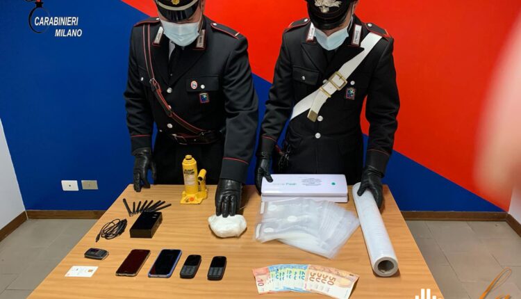 Milano, detenuto ai domiciliari si assenta in permesso con la droga