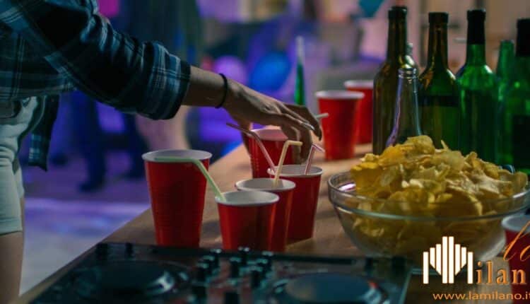 Milano, festa in casa tra ragazzi anche minorenni, sanzionati