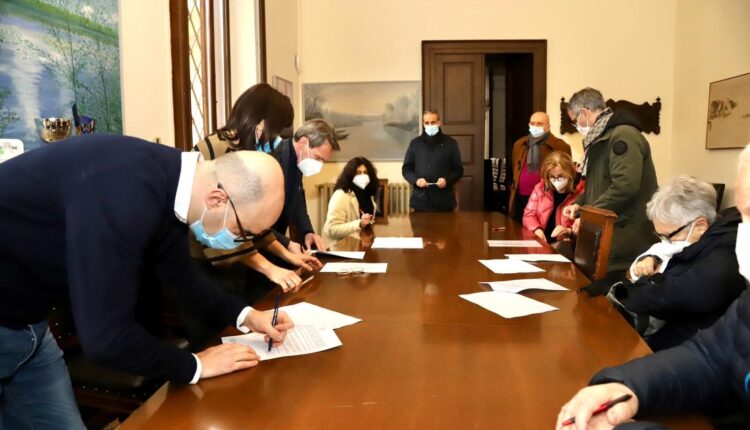 Mantova, Bilancio 2021-2023, firmato l’accordo tra Comune di Mantova e sindacati