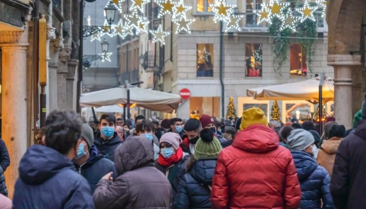 Mantova, Ordinanza anti assembramenti