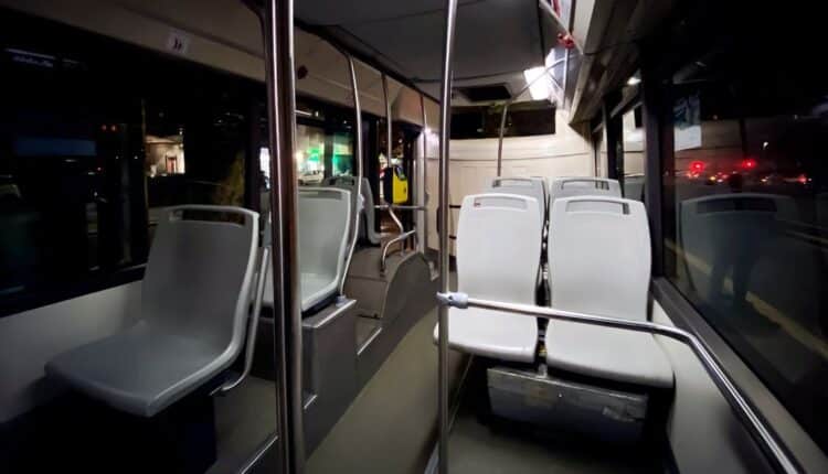 Lecco, il Comune esprime solidarietà verso una ragazza vittima di razzismo sui mezzi pubblici