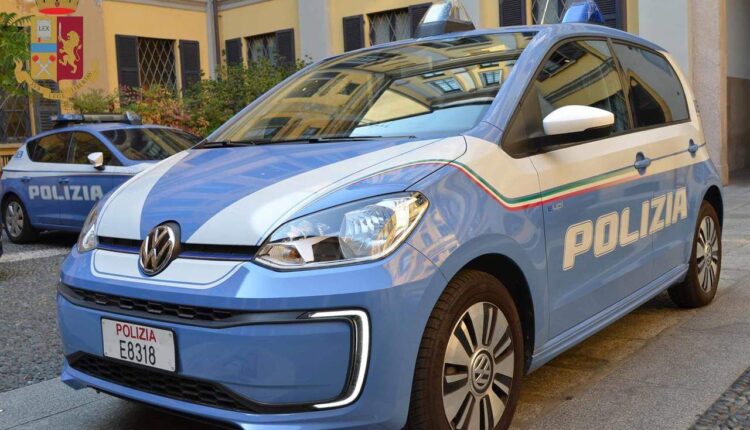 Milano, auto ibride per la Polizia di Stato