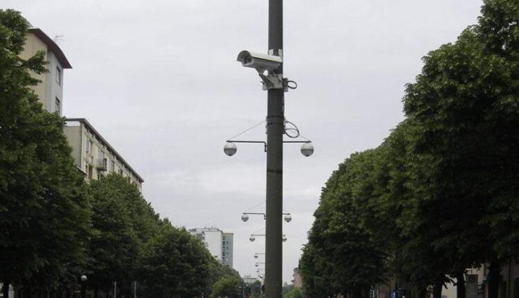 Mantova, Attivate 14 nuove telecamere di nuova generazione attorno al palazzetto dello sport