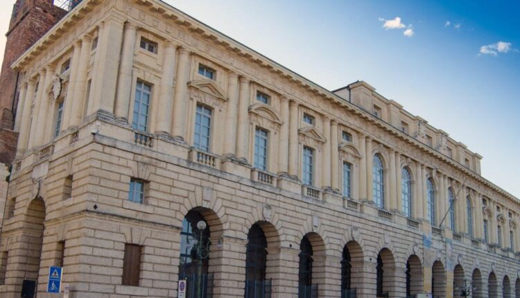 Gran Guardia Verona ‘Giornata del Fiocchetto Lilla’