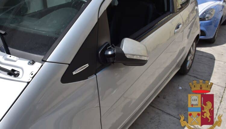 Mantova, rompe specchietto della macchina fingendo di essere vittima di un impatto, denunciato pluripregiudicato