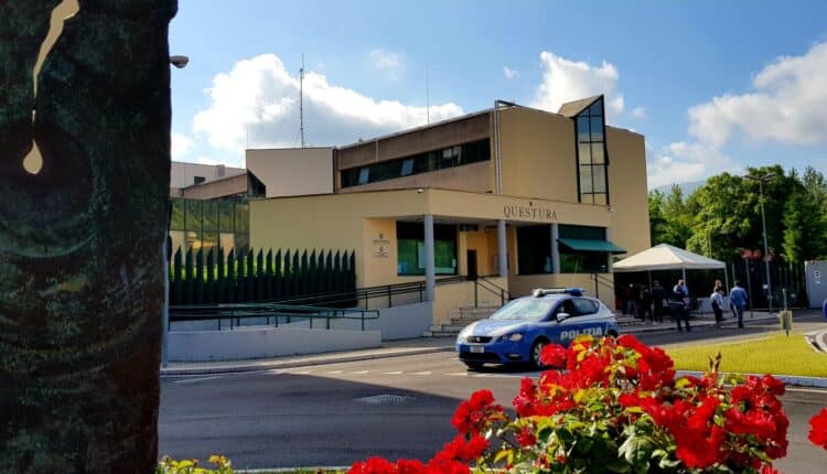 Terni, aggredisce la moglie incinta, arrestato