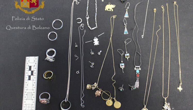 Bolzano, scovata banda di rumeni specializzata in furti: un arresto e tre denunce