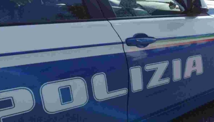 Mercato, 31enne trovato in possesso di 3,6 grammi di marijuana. Denunciato dalla Polizia