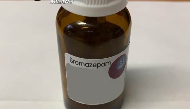 Milano, narcotizza una giovane studentessa, ne abusa e poi la fotografa. Arrestato dalla Polizia un imprenditore farmaceutico