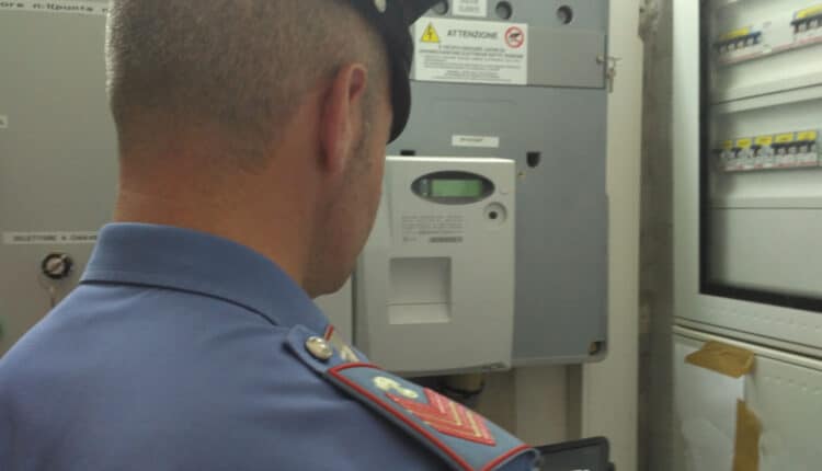 Nuoro, due persone denunciate dalla Polizia per furto aggravato di energia elettrica