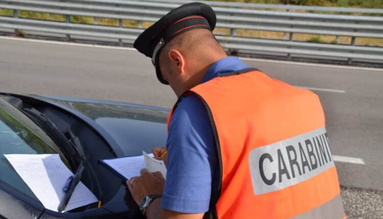 Nuoro, omessa custiodia e malgoverno di animali 4 persone sanzionate dalla Polizia