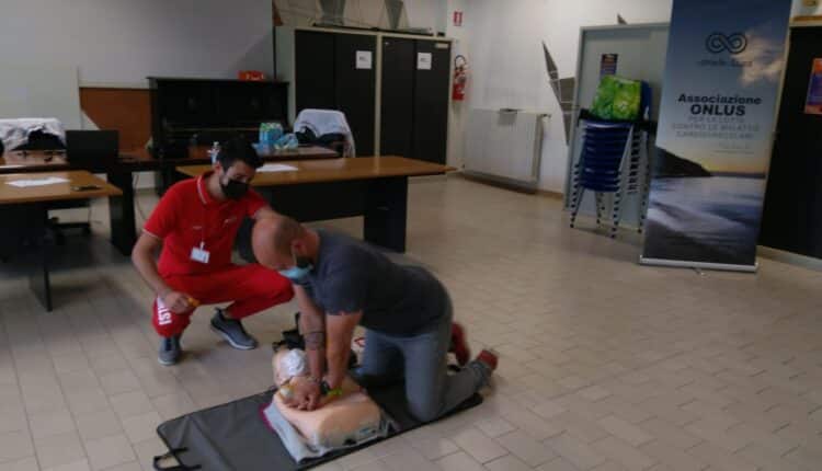 Pesaro, Cardiopolitana partenza col botto per i corsi gratuiti de Le Strade di Luca nei quartieri