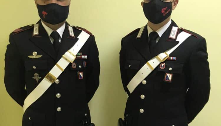 Salerno, giovani incensurati trovati in possesso di 205 grammi di hashish ai fini di spaccio. Arrestati dalla Polizia