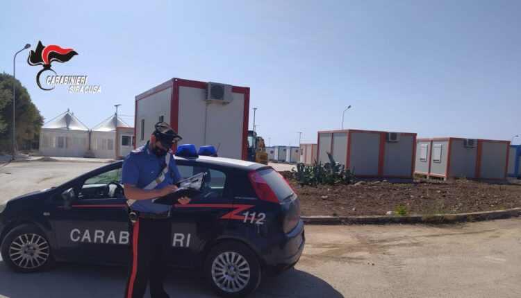 Siracusa, si sostituisce ad un ospite del villaggio migranti per occuparne il posto letto. Denunciato dall Polizia