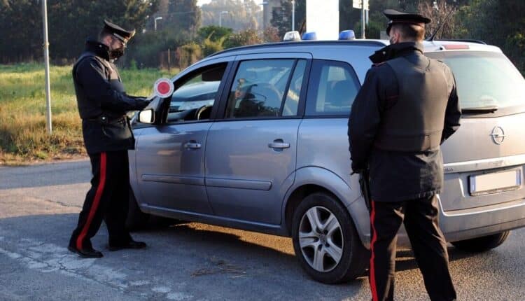 Teulada, 64enne si scontra con un'auto in sosta e rifiuta l'alcol test. Autovettura sottoposta a sequestro e patente ritirata