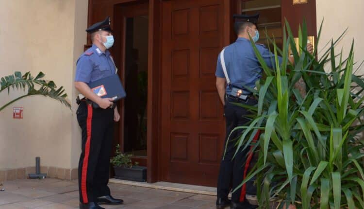 Villasor, violento litigio a colpi di bastone e forbici. Denunciati dalla Polizia un 28enne e un 22enne