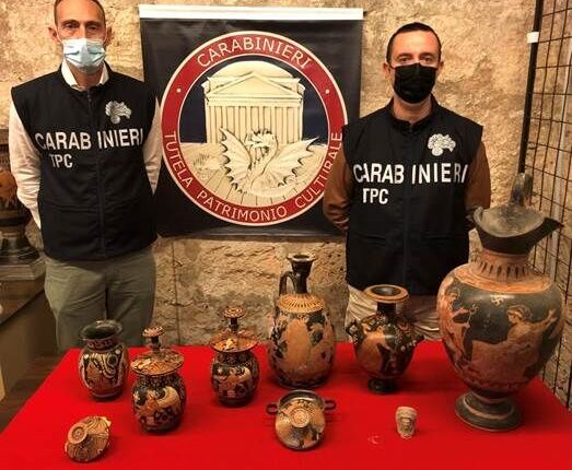 Bari, attività delinquenziali contro i beni culturali: nel 2020 oltre € 1.530.000 di beni autentici sequestrati