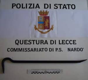 Nardò, assembramenti in un locale: ferito al volto un capo pattuglia mentre procedeva nell'identificazione di alcune persone , denunciato l'aggressore