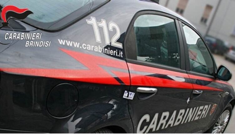 Trapani: fermato ad un controllo su ciclomotore senza casco aggredisce i carabinieri. Arrestato 51enne