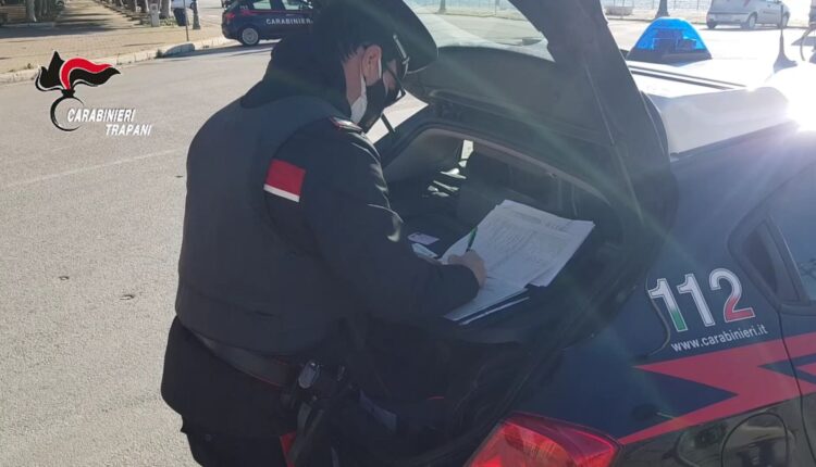 Trapani, controlli dei carabinieri alla movida in tutta la provincia: 1 arresto, 2 denunce e varie sanzioni