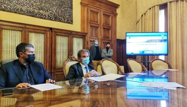 Bari, presentata stamani in Comune la piattaforma 'Bari Partecipa'