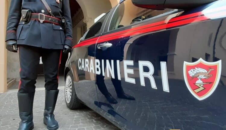Mantova, trentenne arrestato dai Carabinieri per detenzione ai fini di spaccio di marijuana