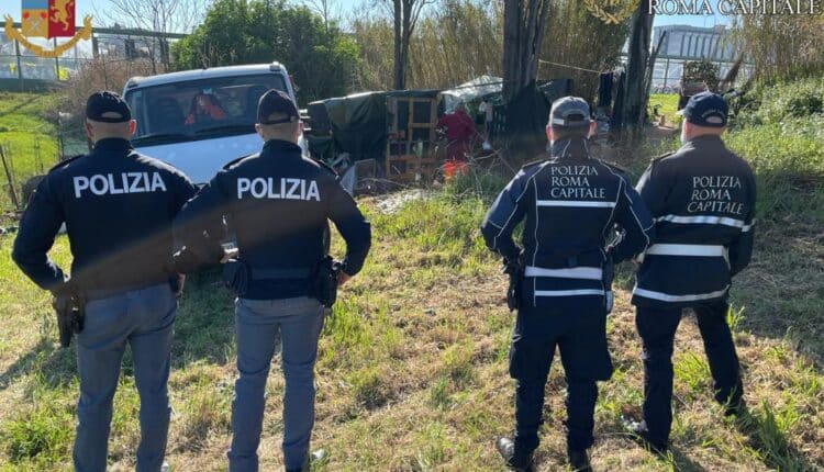 Roma, Parco del Pineto operazione Polizia Locale e Polizia di Stato: sgomberato accampamento abusivo. Avviati gli interventi di bonifica