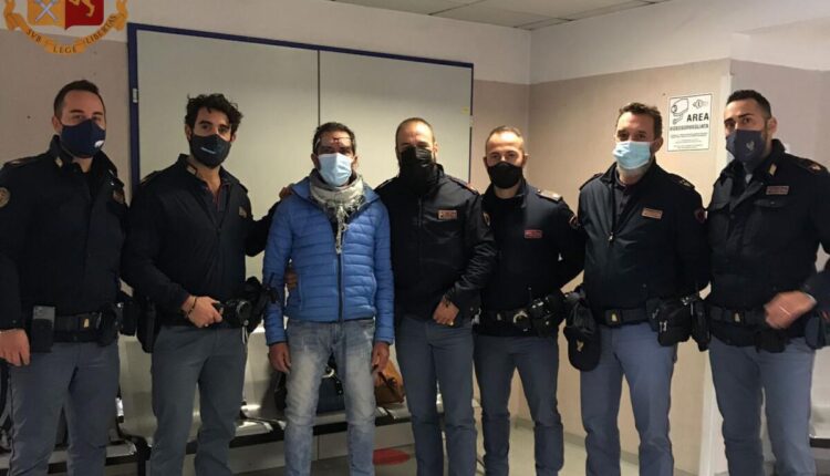 Ancona, scomparso a Barletta, ritrovato e aiutato dalle Volanti