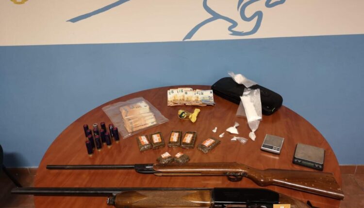 Roma, 6 arresti da parte della Polizia di Stato, durante i controlli su strada. Sequestrate armi clandestine e droga